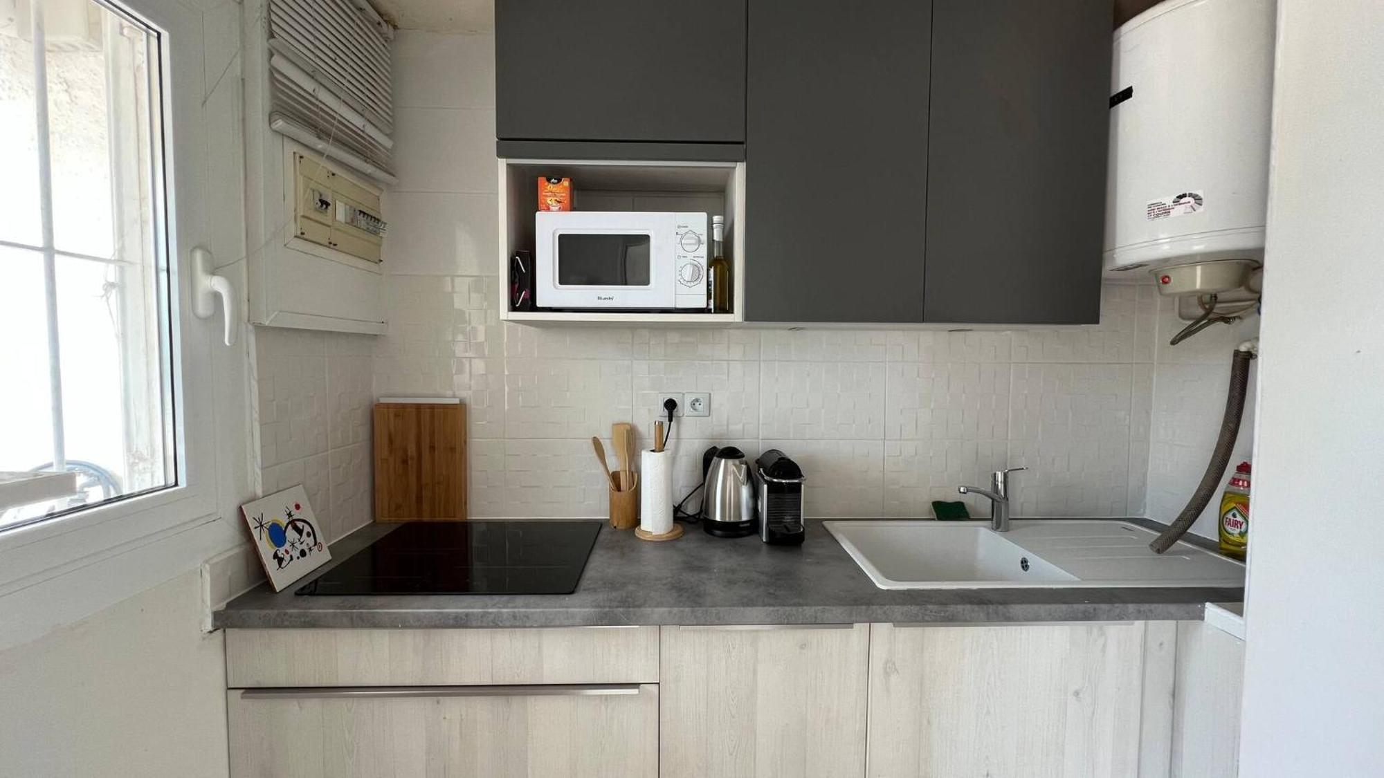 Precioso Apartamento Moderno En Primera Linea Del Mar Av-11 Ρόζες Εξωτερικό φωτογραφία